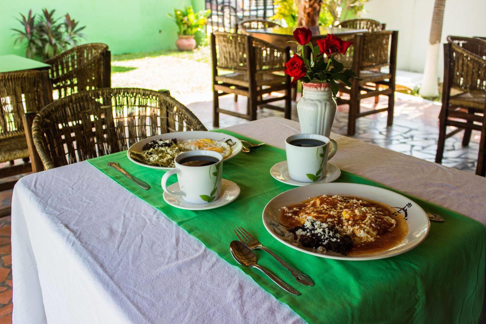 Hotel & Suites Punta Esmeralda Puerto Escondido  Eksteriør bilde